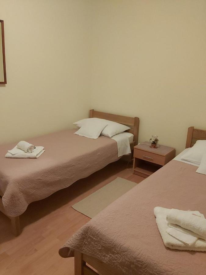 Appartamento Apartman Rosa Skradin Esterno foto