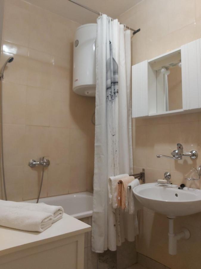 Appartamento Apartman Rosa Skradin Esterno foto