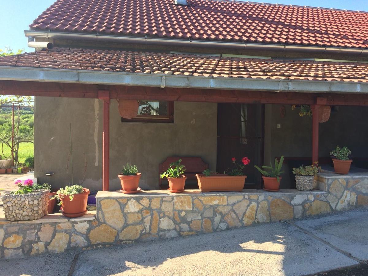 Appartamento Apartman Rosa Skradin Esterno foto